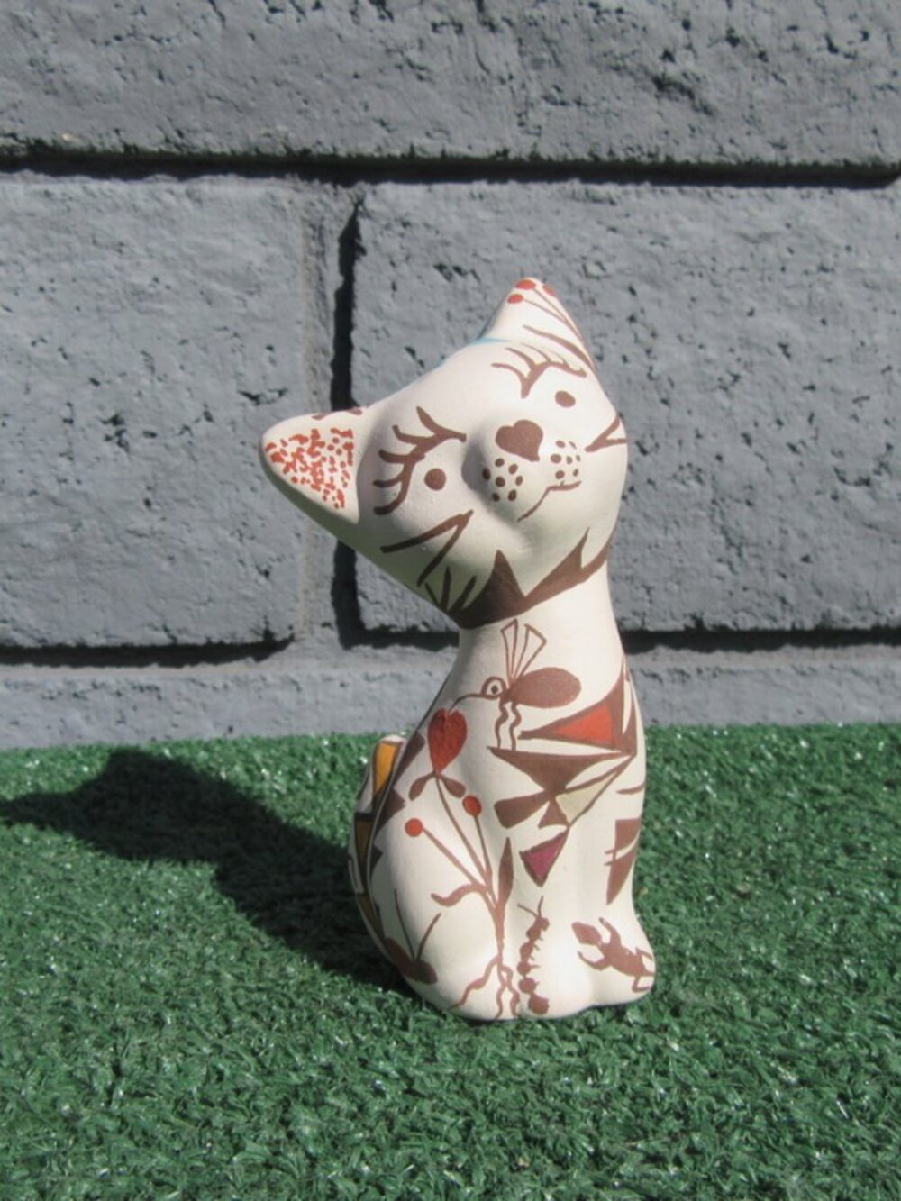 Vintage Barbara Cerno Hand Painted Pueblo Native American Art Cat Figure